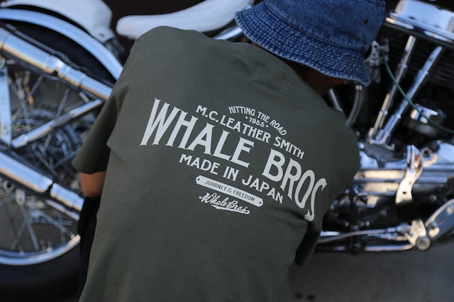 Whale & Co. ロゴ Tシャツ 胸ポケット付き(ST02)